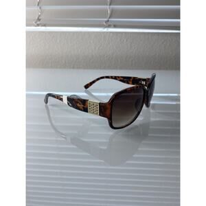Guess GU639 TO 34A 60-17-135mm Sunglasses - PRE-OWNED CONDITION
